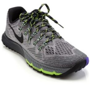 Nike Zoom Kiger 3 Trail Running shoes. Worn once